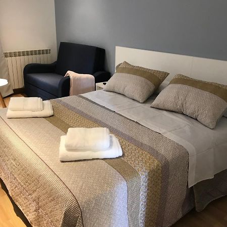 Hostal Casiano Camarasa المظهر الخارجي الصورة