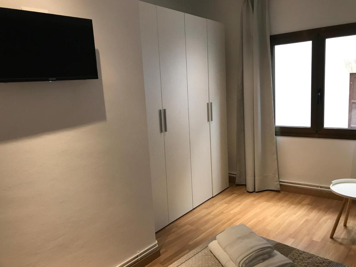Hostal Casiano Camarasa المظهر الخارجي الصورة