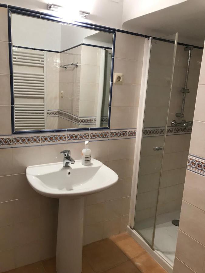 Hostal Casiano Camarasa المظهر الخارجي الصورة