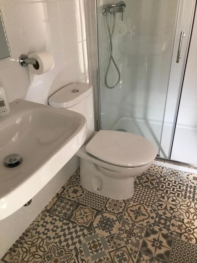 Hostal Casiano Camarasa المظهر الخارجي الصورة