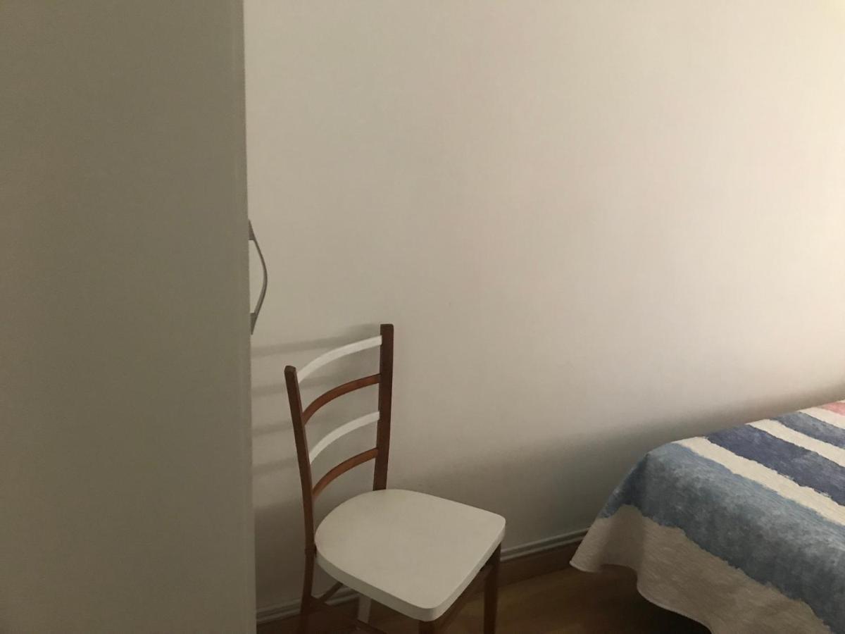 Hostal Casiano Camarasa المظهر الخارجي الصورة