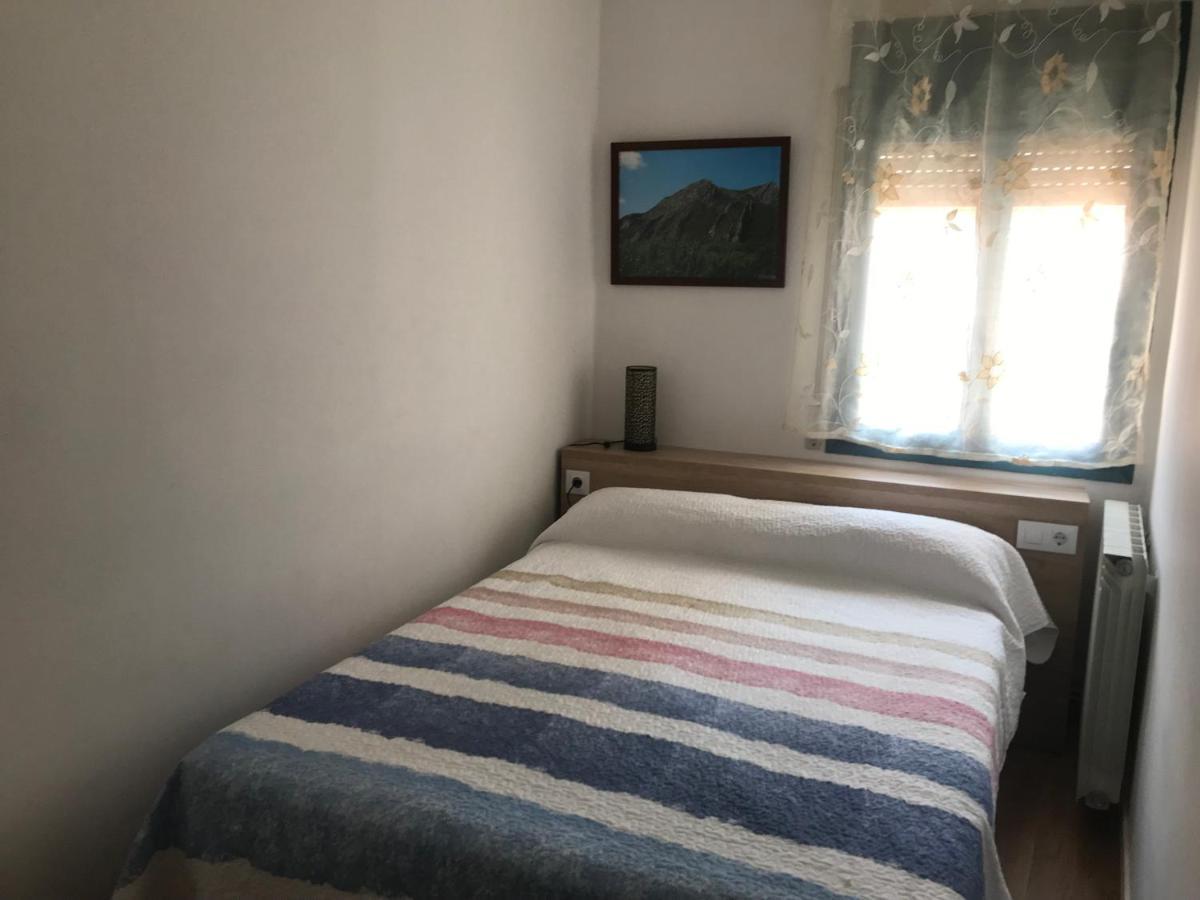 Hostal Casiano Camarasa المظهر الخارجي الصورة